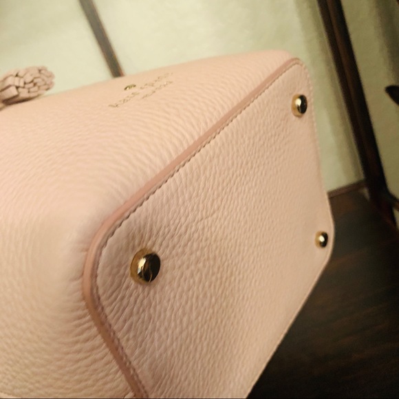 Hayes Street vanesssa Kate Spade bucket crossbody - Picture 6 of 7